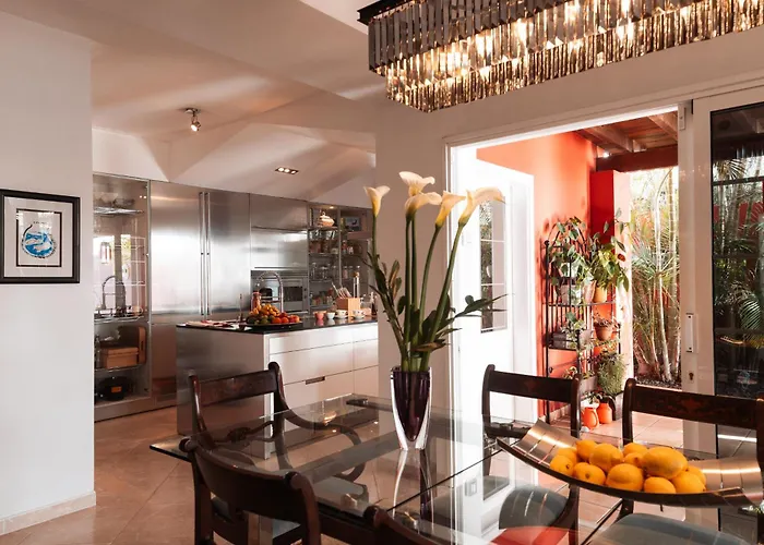 Red-house Villa Costa Adeje (Tenerife)