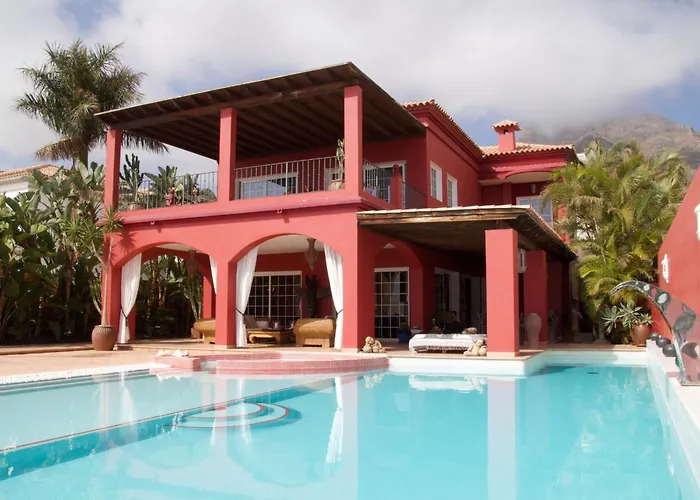 Red-house Villa Costa Adeje (Tenerife)