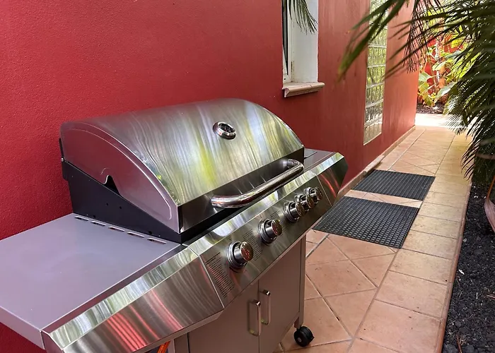 Red-house Costa Adeje (Tenerife)